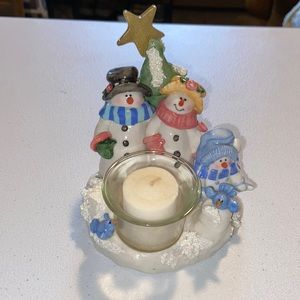 Decorative snowman family